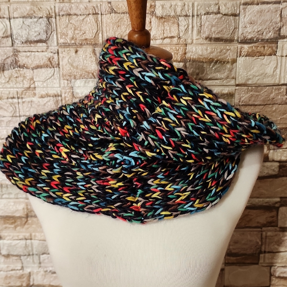 American Eagle Outfitters Brand New Scraf